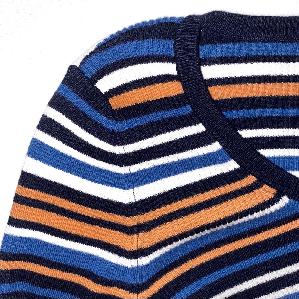 American Eagle Blue/orange long sleeve crop top - Picture 2 of 6